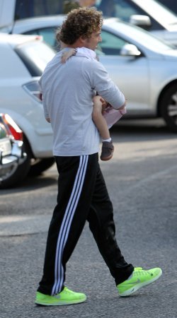 David Bisbal, guapísimo y padrazo