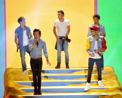 One Direction no podía faltar en los Teen Choice Awards 2013