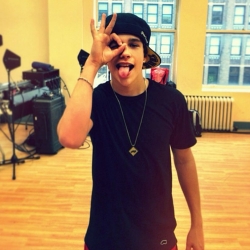 Austin Mahone trabaja duro para ser una estrella de la música