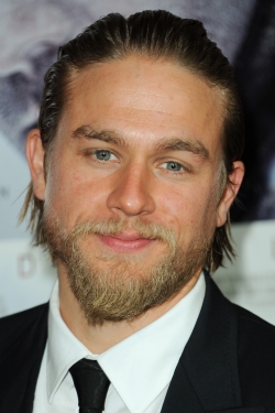 Así es Charlie Hunnam, Christian en 50 Sombras de Grey