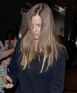 La actriz Hilary Swank se ha dejado el maquillaje en casa