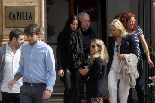 Isabel Comba, madre de María de Villota, durante el funeral