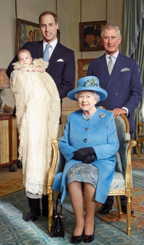 Cuatro generaciones en el bautizo del Príncipe Jorge