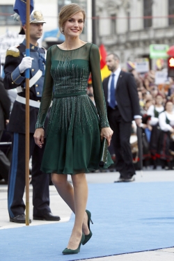 Letizia, muy guapa en los Premios Príncipe de Asturias 2013
