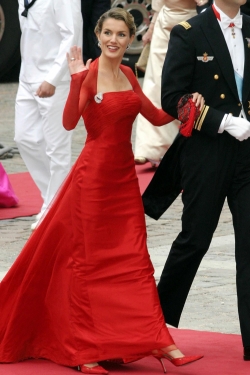 El mejor look de Letizia: de rojo