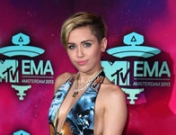 Alfombra roja y Premios MTV EMA 2013: fotos y looks más estrambóticos
