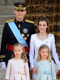 Las mejores fotos de la coronación de Doña Letizia y Don Felipe