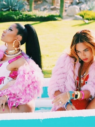Beyoncé y Nicki Minaj, juntas de lo más sexy en Feeling Myself