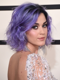 El look de Katy Perry, la musa de Moschino