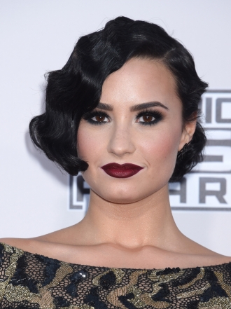 Demi Lovato y los mejores peinados de los AMAs 2015