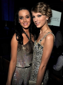 Test: A quién te pareces más ¿a Katy Perry o Taylor Swift?