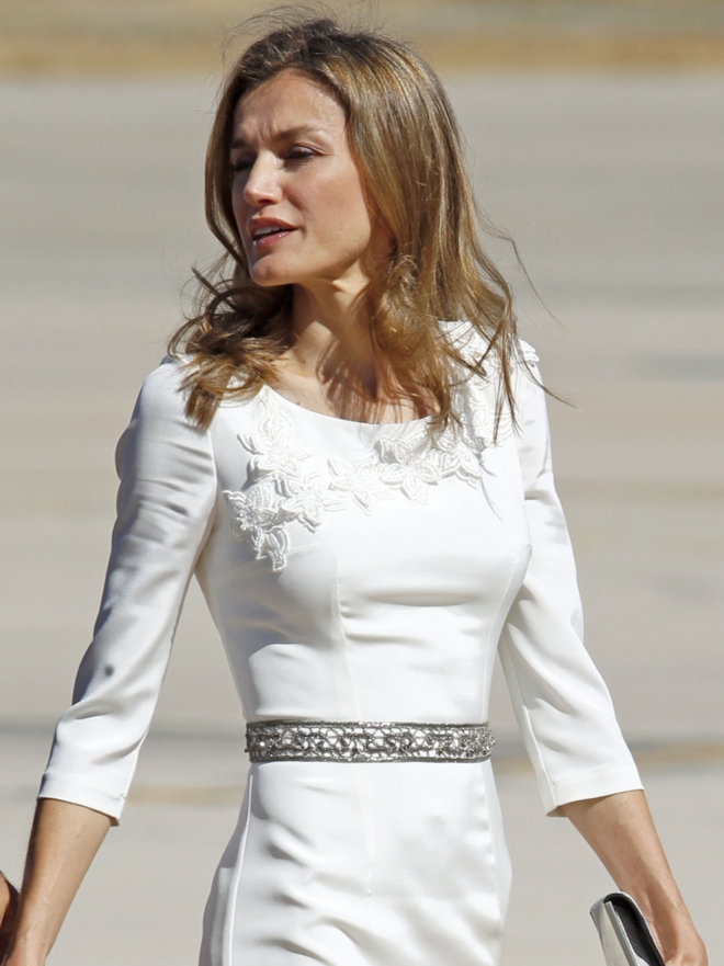 Los 10 Vestidos Blancos Más Veraniegos De La Reina Letizia