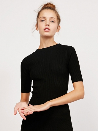 10 vestidos negros de verano para ser la más sofisticada