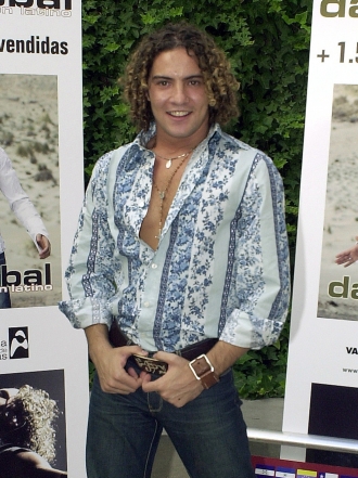 Así era y vestía David Bisbal en los inicios de su éxito