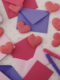 Tarjetas preciosas con dibujos de corazones para San Valentín