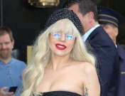 La fantasía sexual de Lady Gaga: un trío con su novio y un desconocido