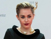 Miley Cyrus celebra su cumpleaños más sexual