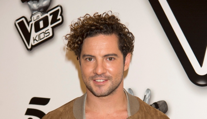 David Bisbal estrena el videoclip de 'Diez Mil Maneras' en plena promoción por México
