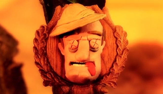 Def con Dos decapita al Rey: el polémico videoclip El Cazador de Elefantes