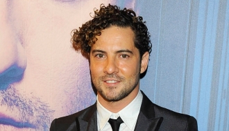 David Bisbal enamora al mundo con 'Tú y yo'