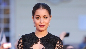 Hiba Abouk consuela a Miguel Ángel Silvestre, ¿y Jordi Alba?