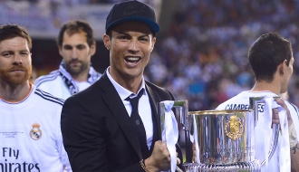 Cristiano Ronaldo, hazmerreir en Twitter: ¿qué opinará Irina Shayk del look de su novio?