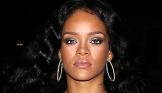 Las fotos más 'hot' de Rihanna que Instagram no quiere que veas