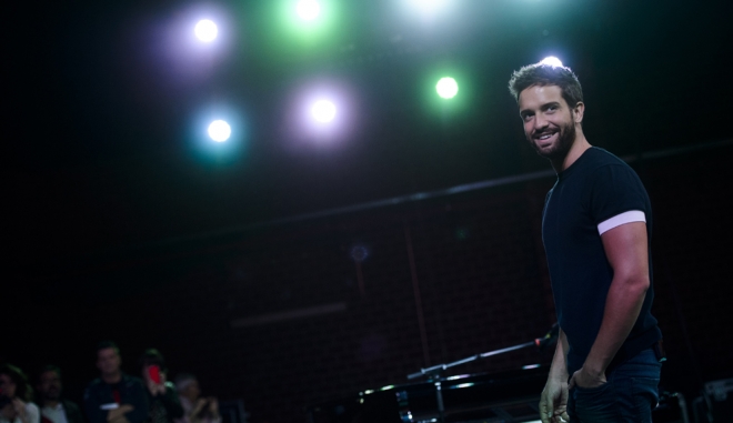 Pablo Alborán pone música a lo nuevo de Mario Casas, Palmeras en la nieve