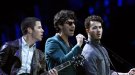 Los Jonas Brothers la lían en Twitter: su single Pom Poms es un éxito
