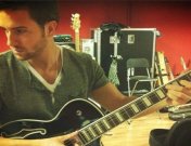 Pablo Alborán la lía en Twitter al enseñar una foto de su 'novia'