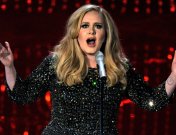 Adele cumple 25 años como la artista que más discos vende en todo el mundo