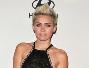 Miley Cyrus saca disco tras romper con Liam Hemsworth: la música, su refugio