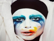 Lady Gaga, portada de Applause a pesar de las burlas de Lana del Rey
