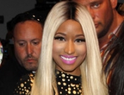 Nicki Minaj soborna a un policía: cambia una multa por un autógrafo