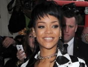 Rihanna se desnuda en muy mala compañía: morbo a todo riesgo