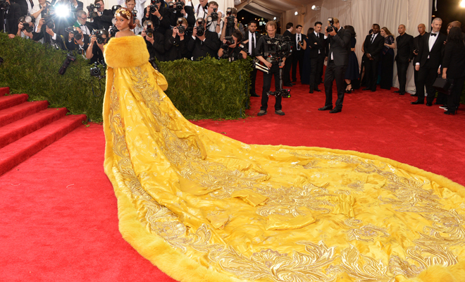 Rihanna en la MET Gala 2015