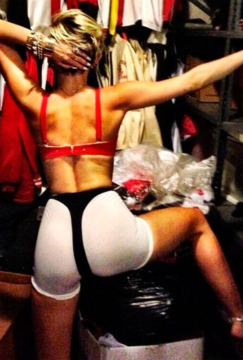 Miley Cyrus es ahora más provocativa que nunca Miley Cyrus es ahora más provocativa que nunca