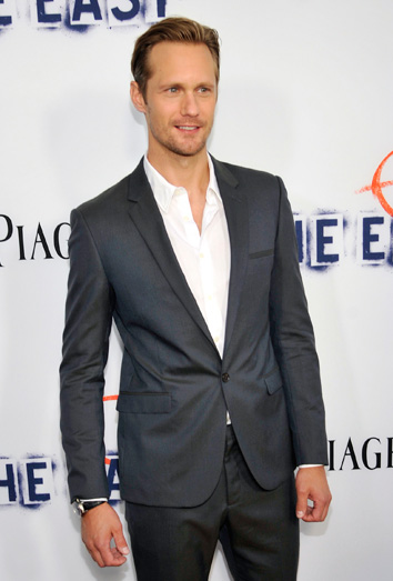 Alexander Skarsgard podría ser Christian Grey para la película de 50 Sombras de Grey