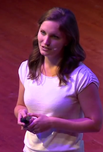 La mujer del día es Emily Lindin