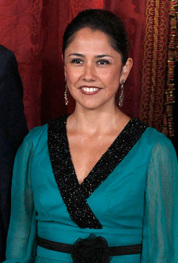 La mujer del día es Nadine Heredia