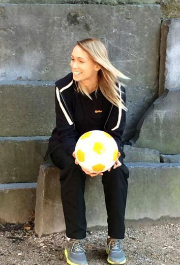 Stephanie Roche, la mujer que hace sombra a los mejores futbolistas