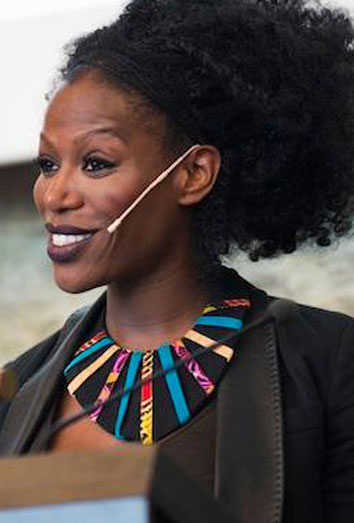 La mujer del día es Taiye Selasi