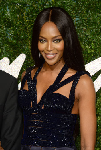 La mujer del día es Naomi Campbell