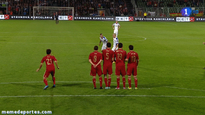 La cantada de Casillas ante Eslovaquia