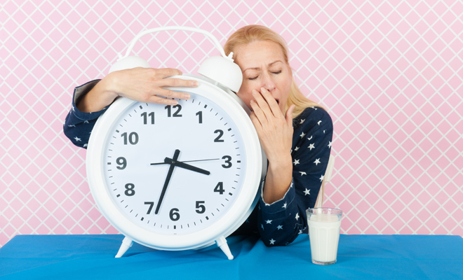 6 claves para sobrellevar el cambio de hora sin sueño