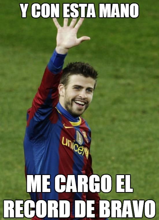 Piqué se carga el récord de Bravo