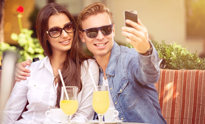 Por qué salir con un hombre más joven Por qué salir con un hombre más joven