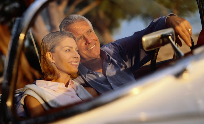 Qué pasa si sales con un hombre mayor Qué pasa si sales con un hombre mayor