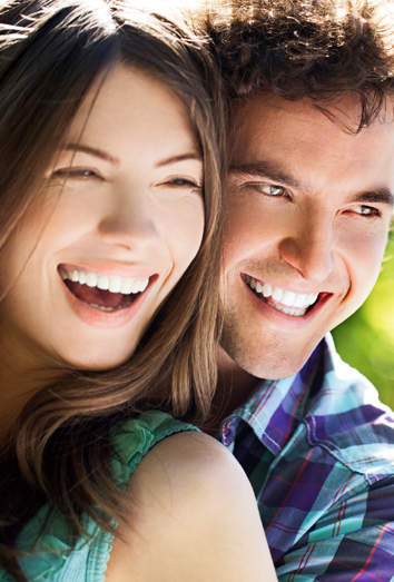 205387-hechizodiaadia pareja feliz