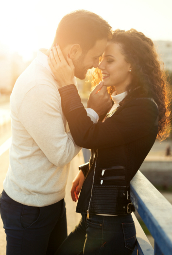 Así son los signos que más se entregan al amor según el horóscopo.  Así son los signos que más se entregan al amor según el horóscopo.